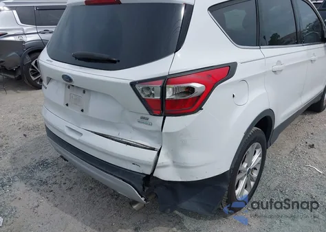 2017 Ford Escape Se z USA, uszkodzony, nr VIN 1FMCU0GD8HUB49430